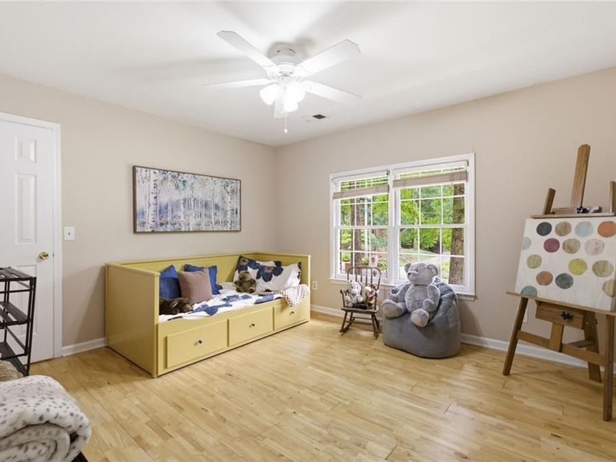Property Image 37