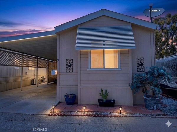 1203 W 6th, Unit 9, Corona, CA 92882