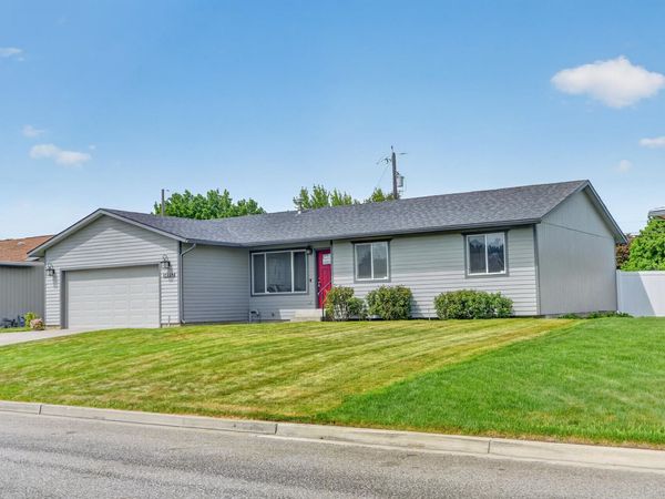 14917 E Heroy Ave, Spokane, WA 99216