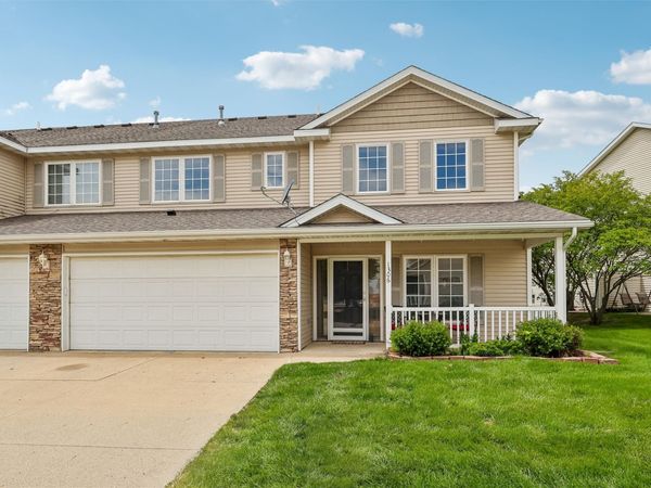 2101 Meadow Court, Unit 1306, Des Moines, IA 50320
