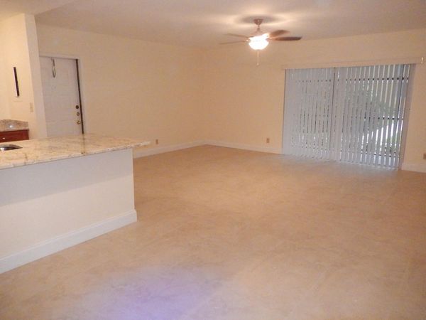 3017 N Oakland Forest Drive, Unit 106, Oakland Park, FL 33309