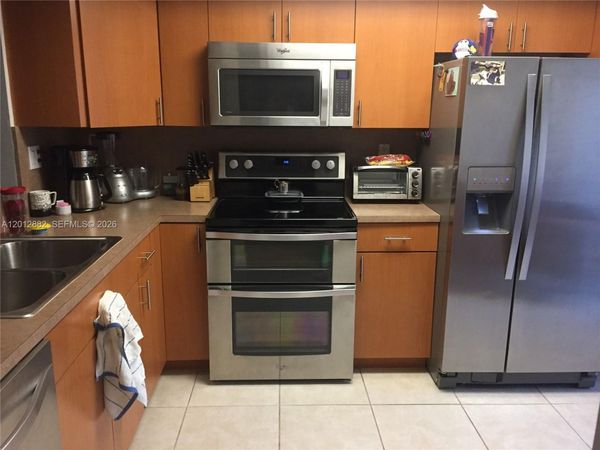 9820 NW 65th Ct , Unit B13, Tamarac, FL 33321