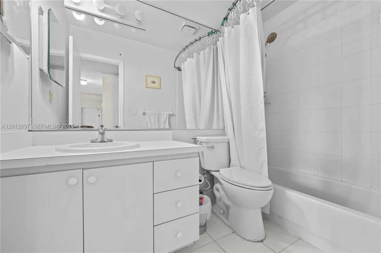 7829 Miller Dr , Unit B205, Miami, FL 33155 Photo