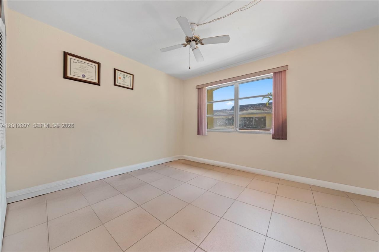 7829 Miller Dr , Unit B205, Miami, FL 33155 Photo