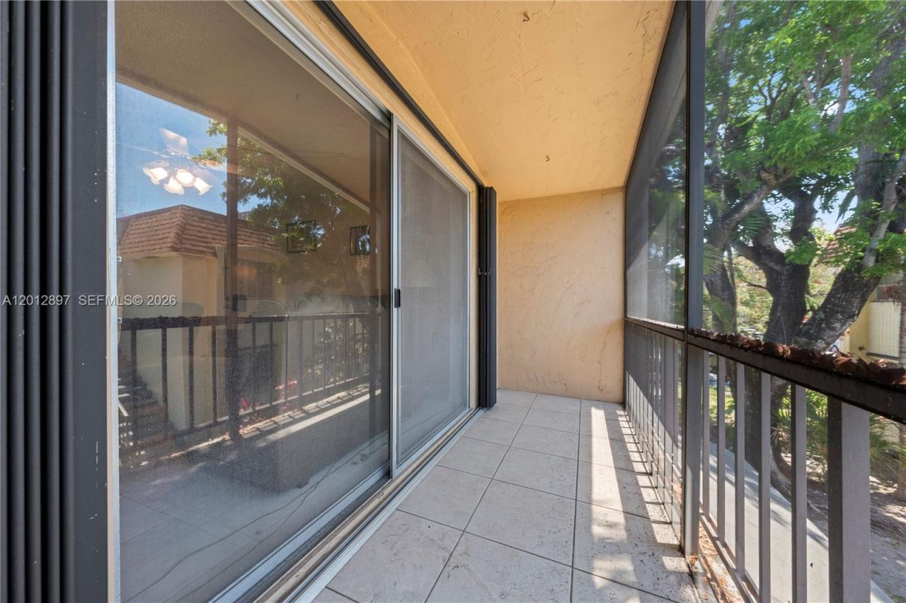 7829 Miller Dr , Unit B205, Miami, FL 33155 Photo