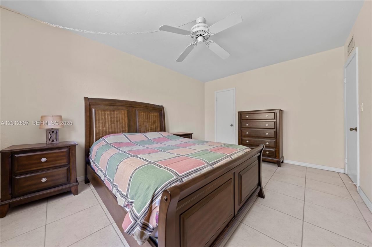 7829 Miller Dr , Unit B205, Miami, FL 33155 Photo