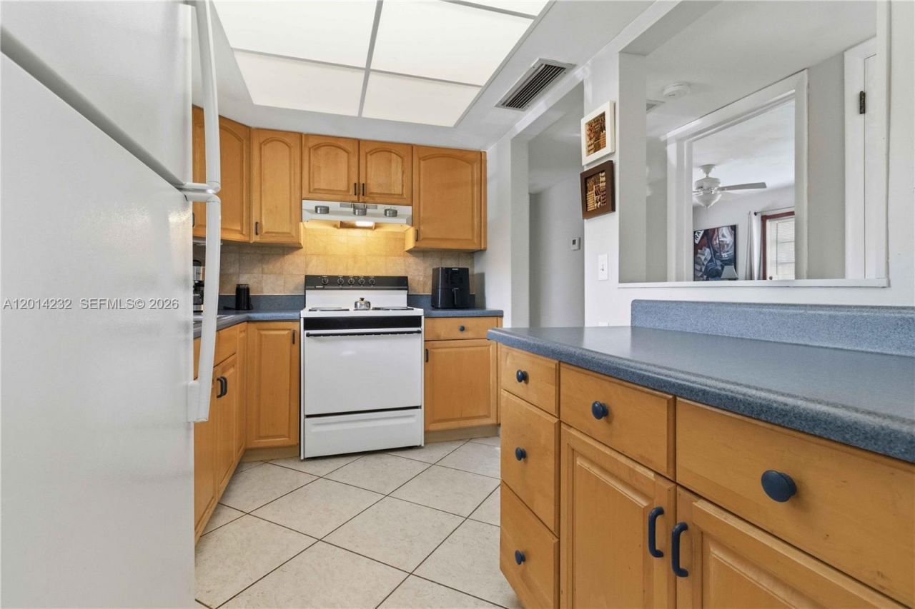 1501 Arthur St, Unit 6, Hollywood, FL 33020 Photo