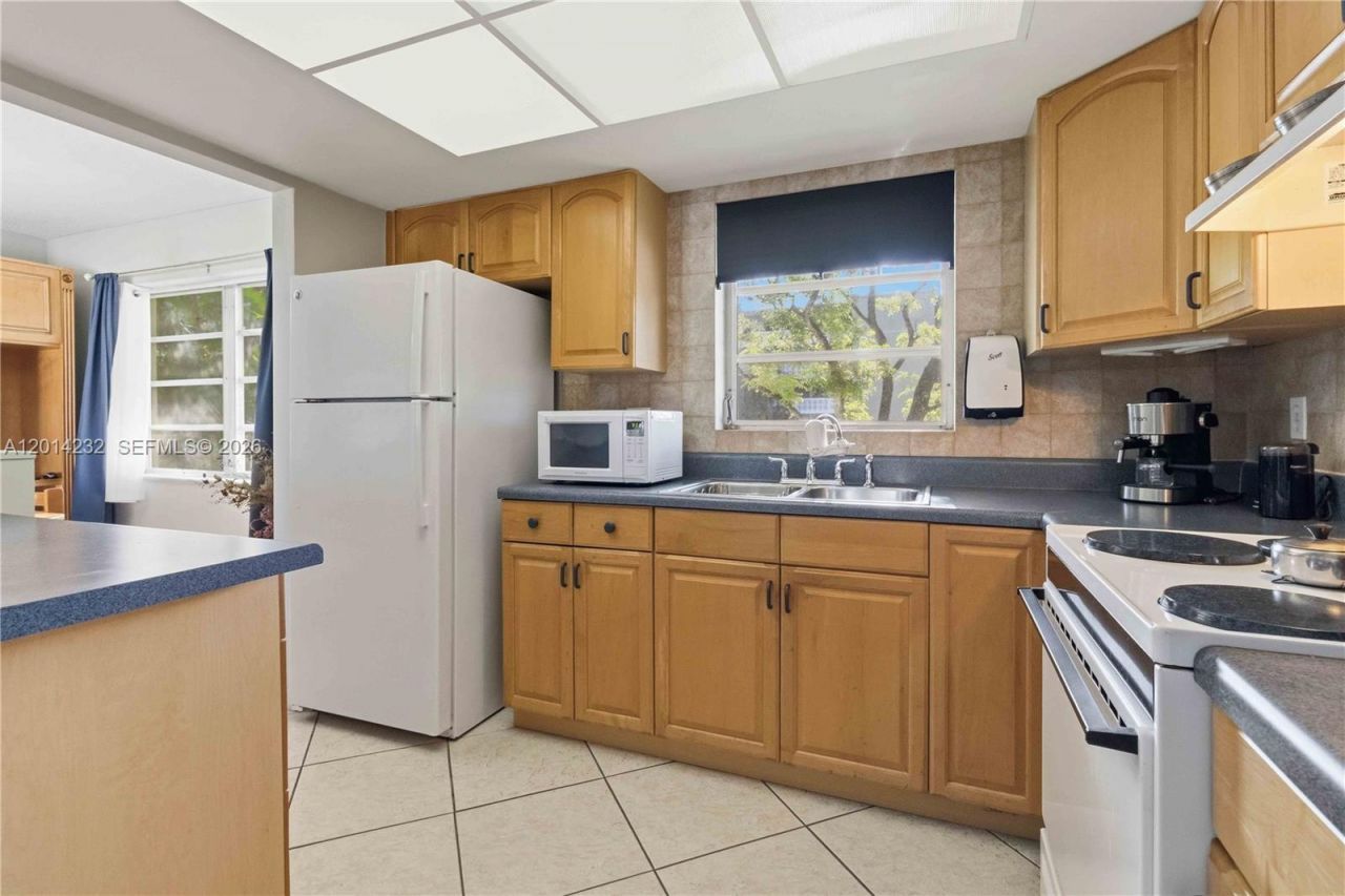 1501 Arthur St, Unit 6, Hollywood, FL 33020 Photo