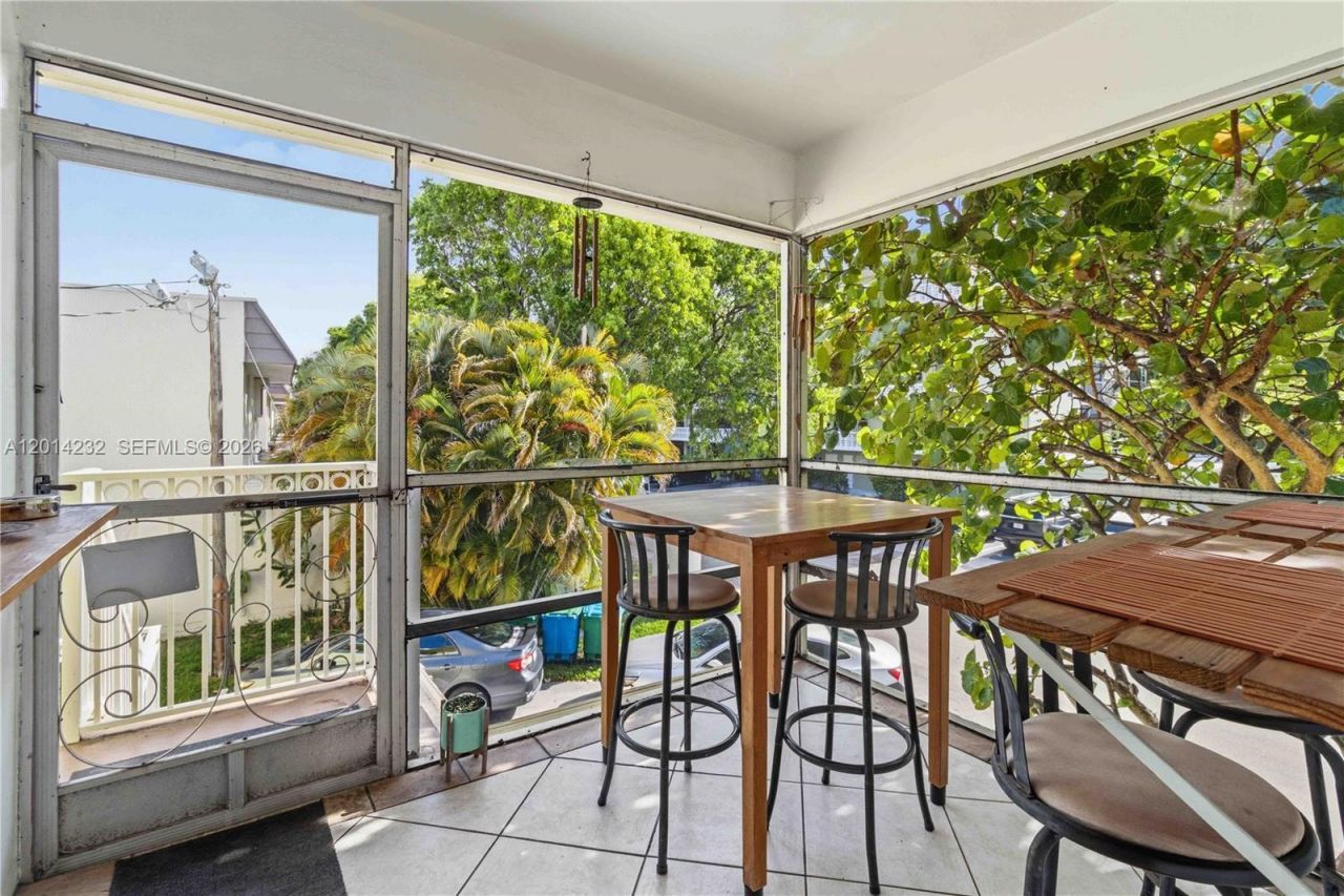 1501 Arthur St, Unit 6, Hollywood, FL 33020 Photo