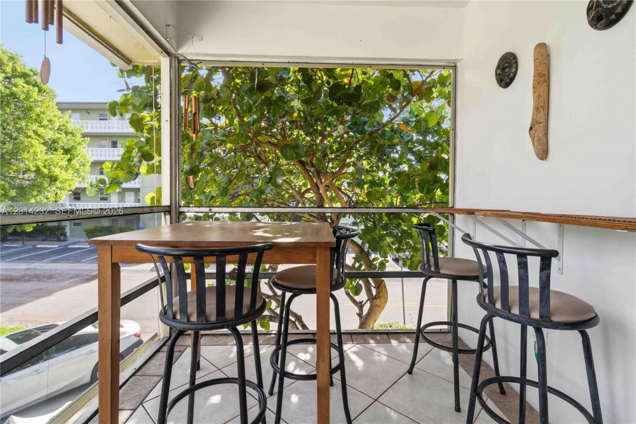 1501 Arthur St, Unit 6, Hollywood, FL 33020 Photo