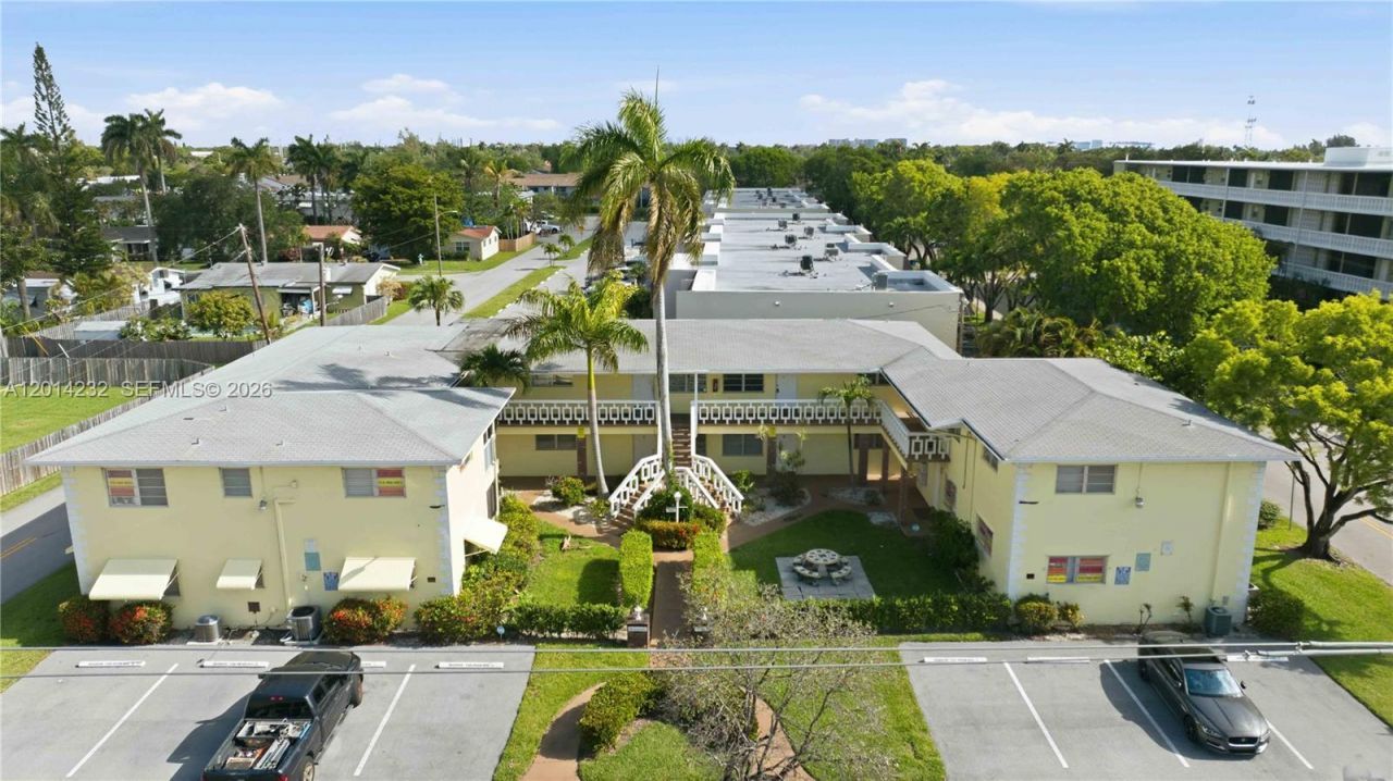 1501 Arthur St, Unit 6, Hollywood, FL 33020 Photo