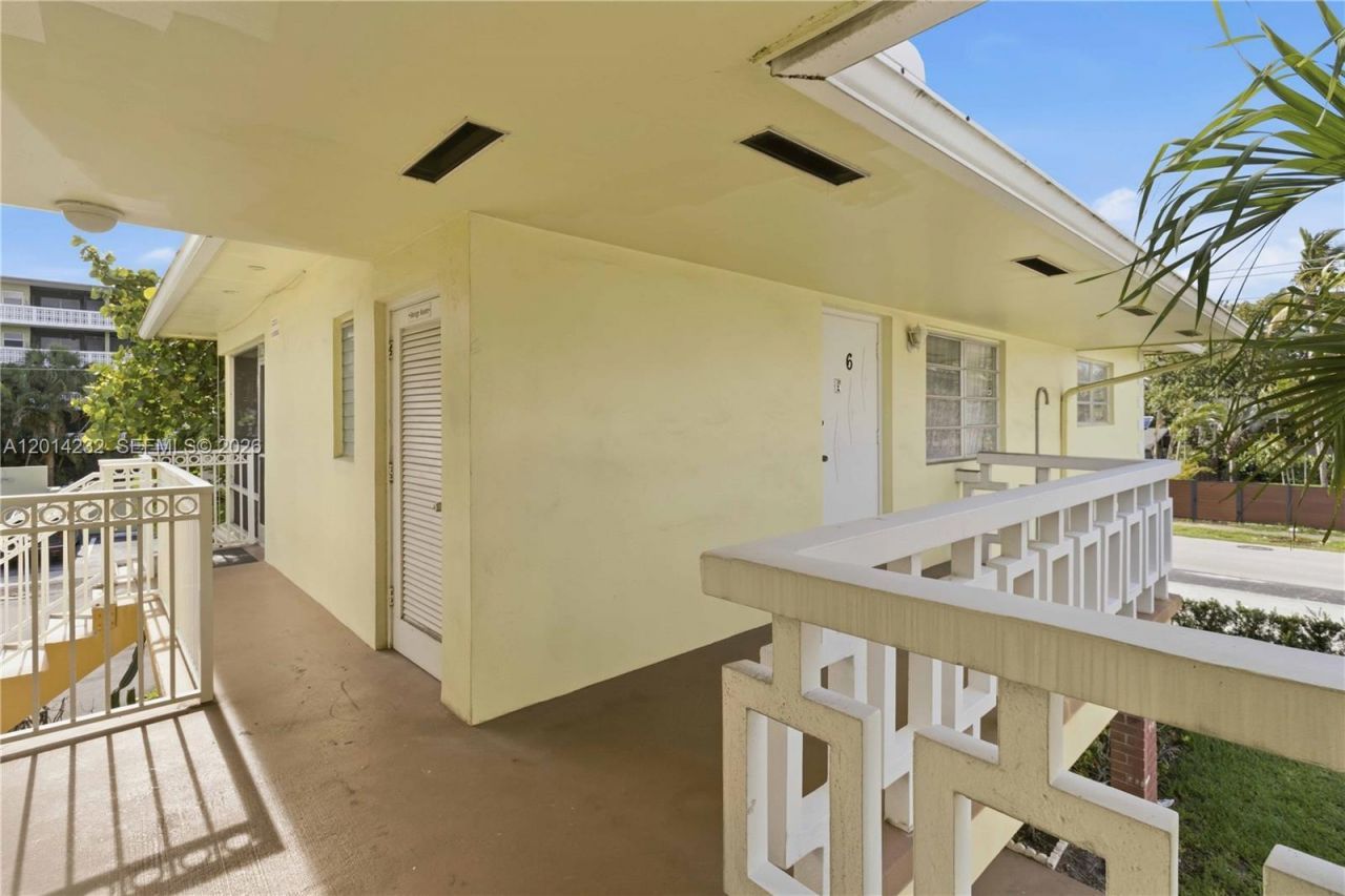 1501 Arthur St, Unit 6, Hollywood, FL 33020 Photo