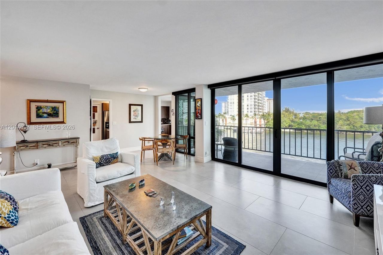 936 Intracoastal Dr, Unit 4F, Fort Lauderdale, FL 33304 Photo