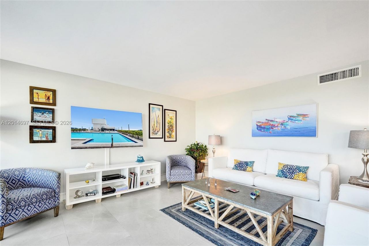 936 Intracoastal Dr, Unit 4F, Fort Lauderdale, FL 33304 Photo