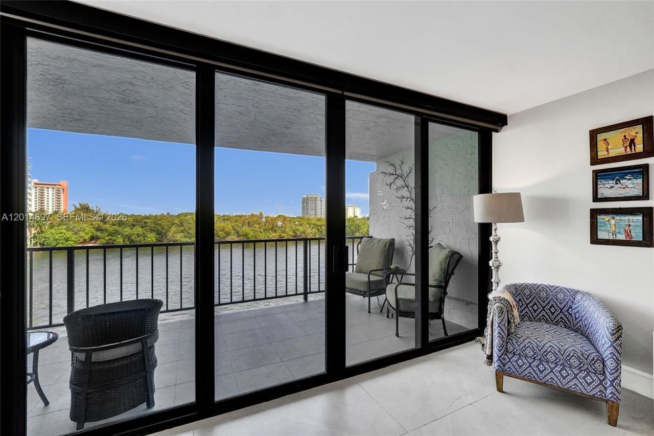 936 Intracoastal Dr, Unit 4F, Fort Lauderdale, FL 33304 Photo