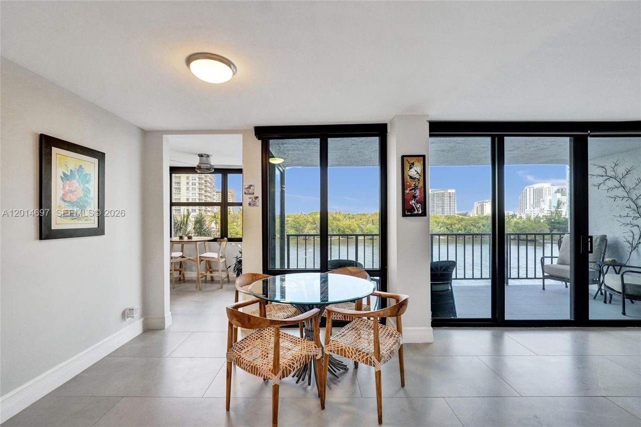 936 Intracoastal Dr, Unit 4F, Fort Lauderdale, FL 33304 Photo