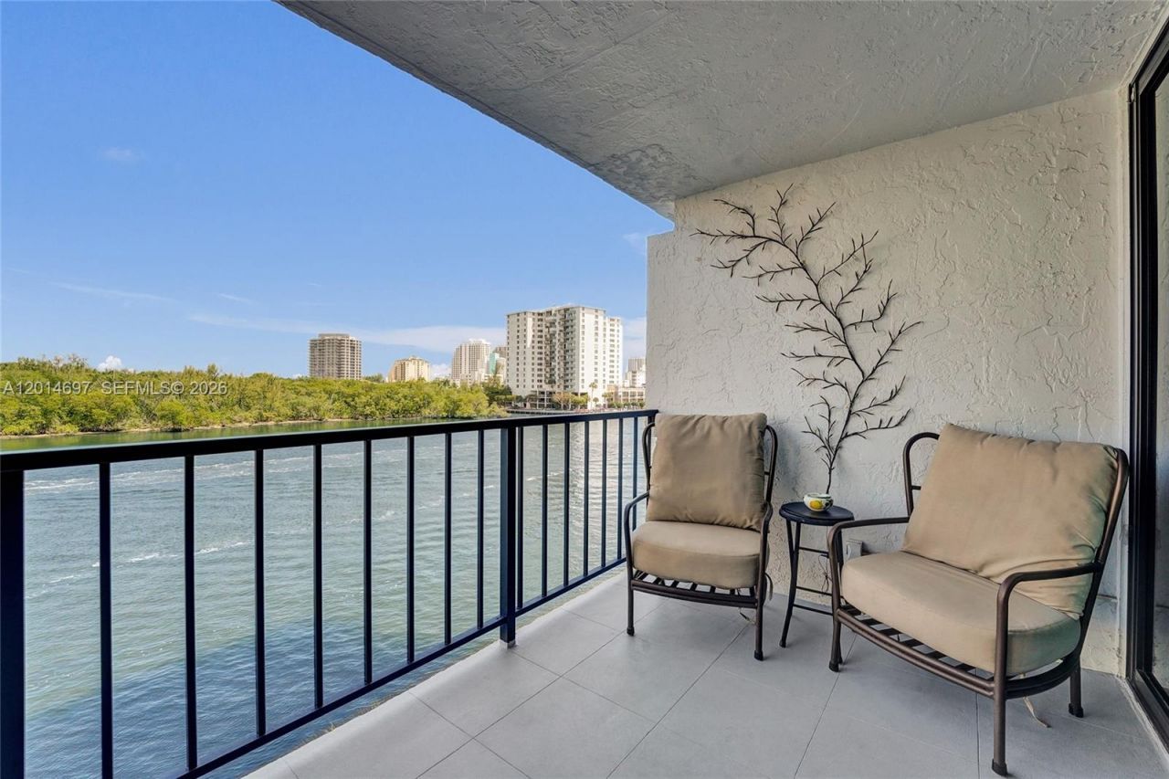 936 Intracoastal Dr, Unit 4F, Fort Lauderdale, FL 33304 Photo