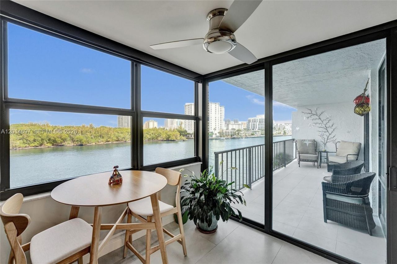 936 Intracoastal Dr, Unit 4F, Fort Lauderdale, FL 33304 Photo