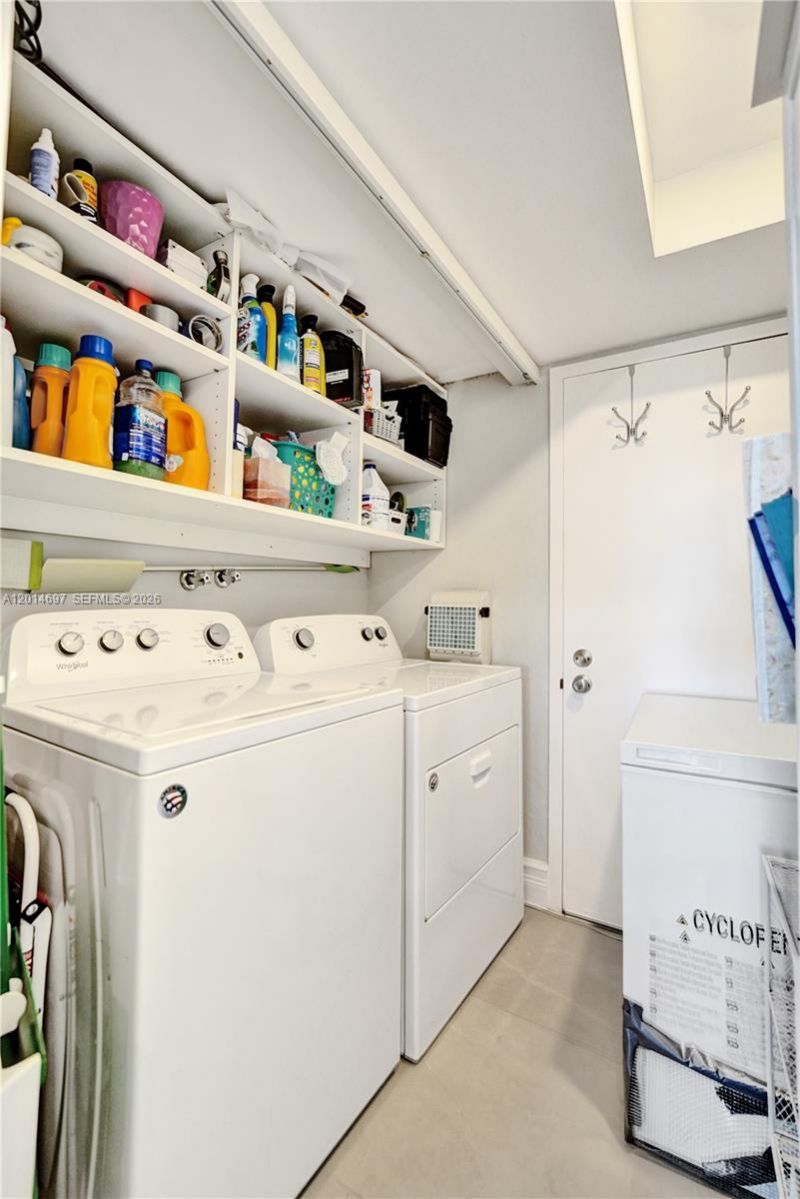 936 Intracoastal Dr, Unit 4F, Fort Lauderdale, FL 33304 Photo