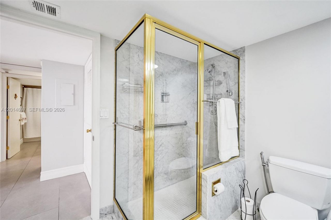 936 Intracoastal Dr, Unit 4F, Fort Lauderdale, FL 33304 Photo