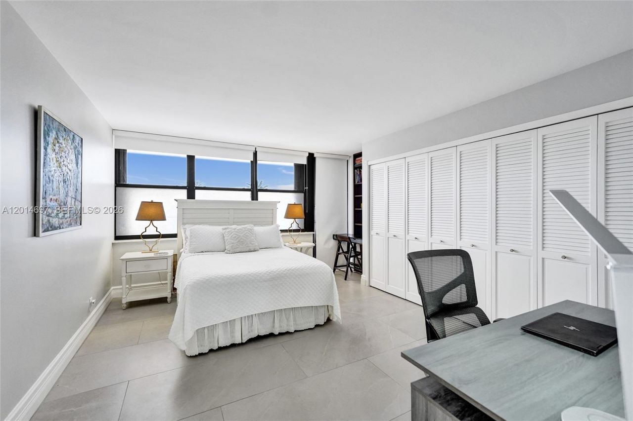 936 Intracoastal Dr, Unit 4F, Fort Lauderdale, FL 33304 Photo