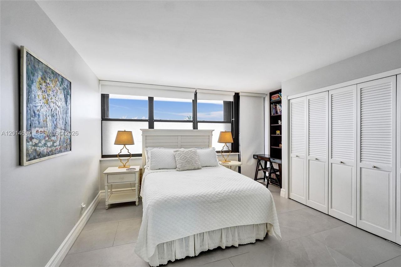 936 Intracoastal Dr, Unit 4F, Fort Lauderdale, FL 33304 Photo