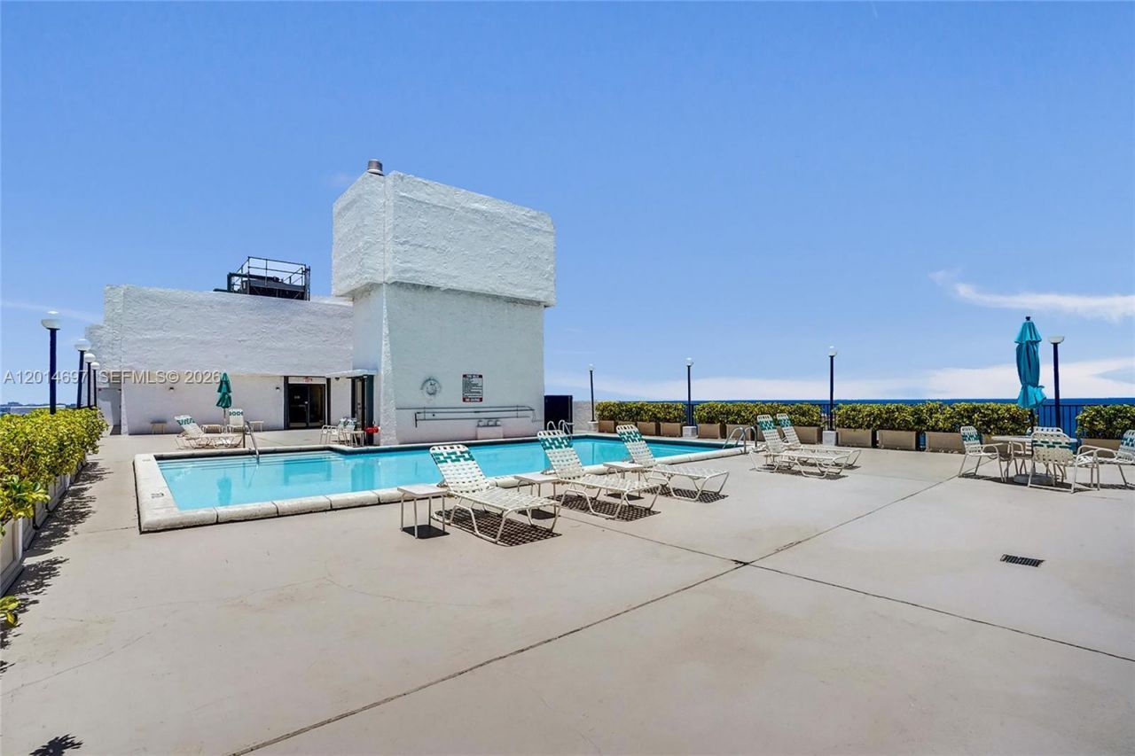 936 Intracoastal Dr, Unit 4F, Fort Lauderdale, FL 33304 Photo