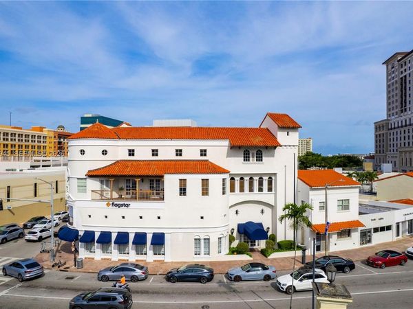 2701 Ponce De Leon Blvd , Coral Gables, FL 33134