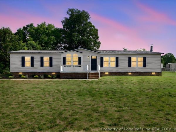 4133 Frontier Avenue, Fayetteville, NC 28312