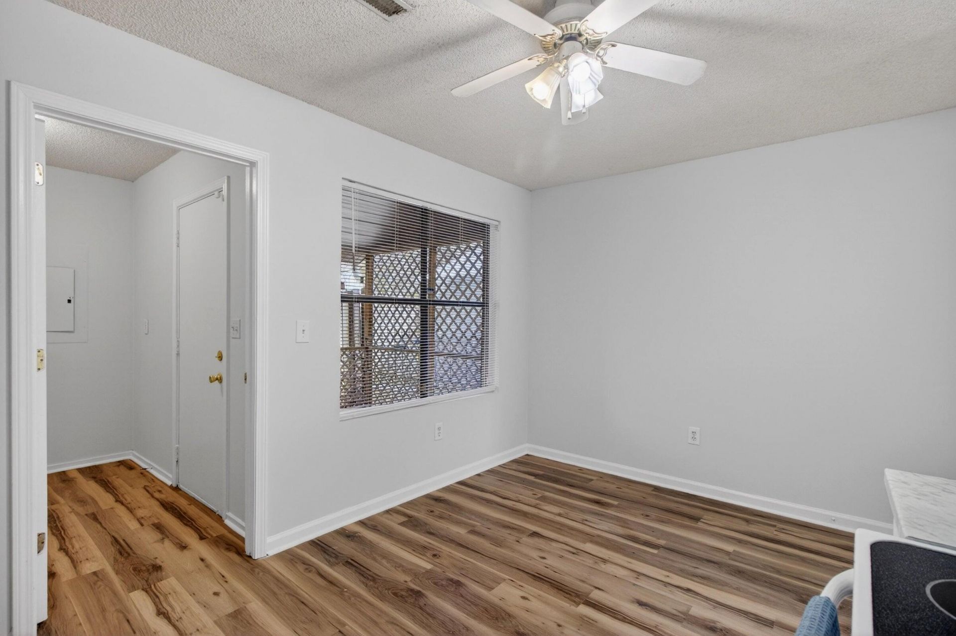 6248 Lucille Drive Photo 11