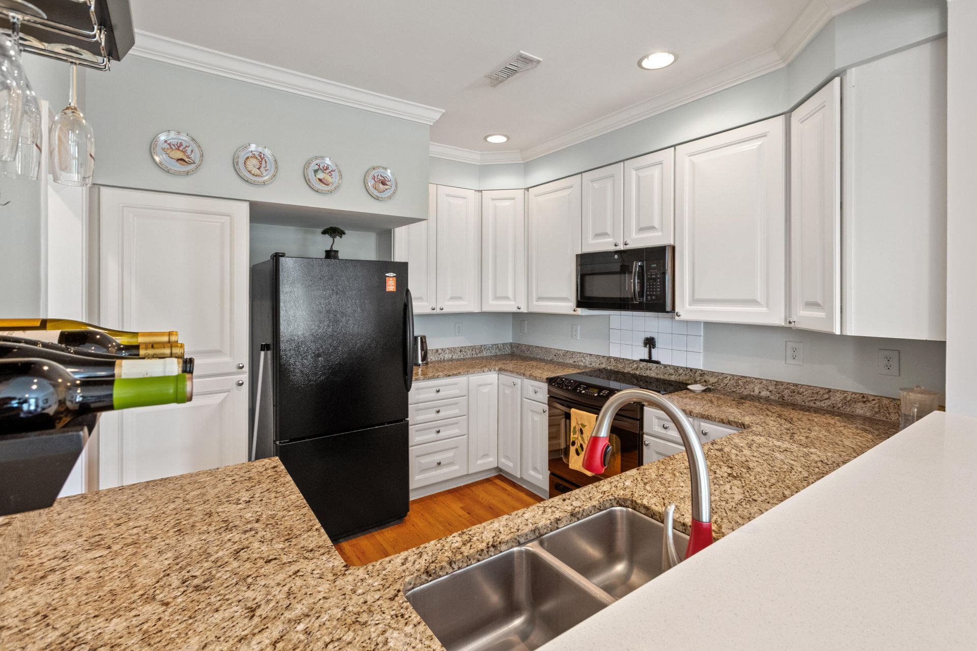 1551 Sea Palms Crescent Photo 13