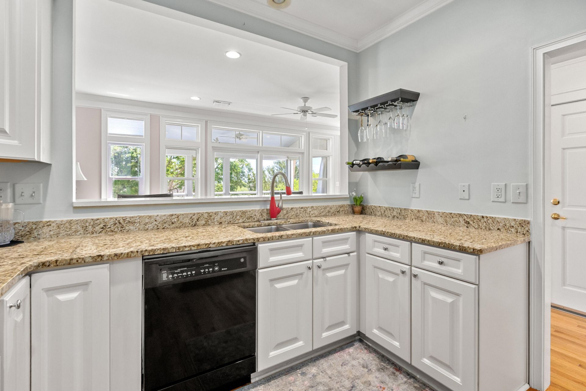 1551 Sea Palms Crescent Photo 16