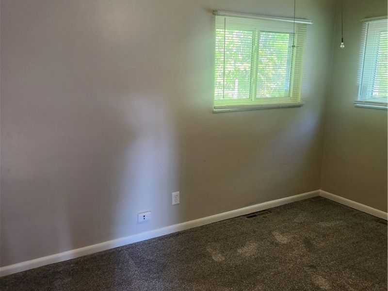 30349 Lorain Road, North Olmsted, OH 44070 Photo 3