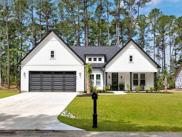 813 Boundaryline Dr. NW, Calabash, NC 28467