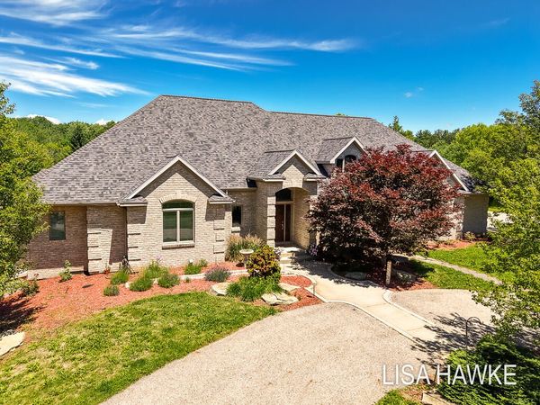 10365 Cleveland Street, Nunica, MI 49448