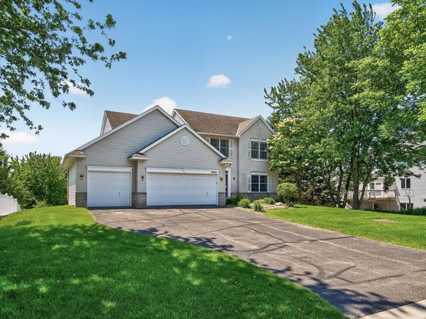 7895 Hill Road, Woodbury, MN 55125
