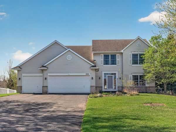 7895 Hill Road, Woodbury, MN 55125
