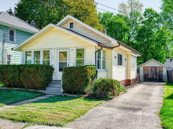 1823 Delevan Avenue, Lansing, MI 48910