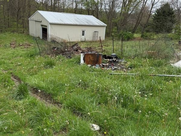 5834 Pa-711, New Florence, PA 15944