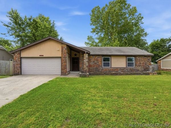 20930 E 38th Street S, Broken Arrow, OK 74014