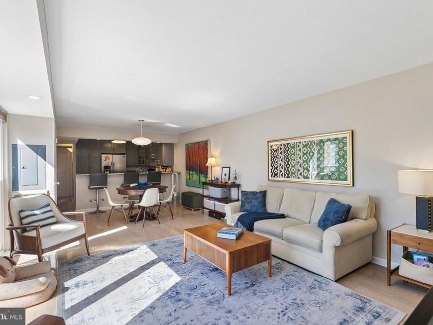 130 Spruce Street, Unit 23B, Philadelphia, PA 19106 Main Photo