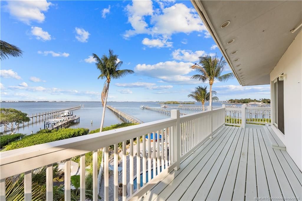 8 Herons Nest, Stuart, FL 34996 Photo