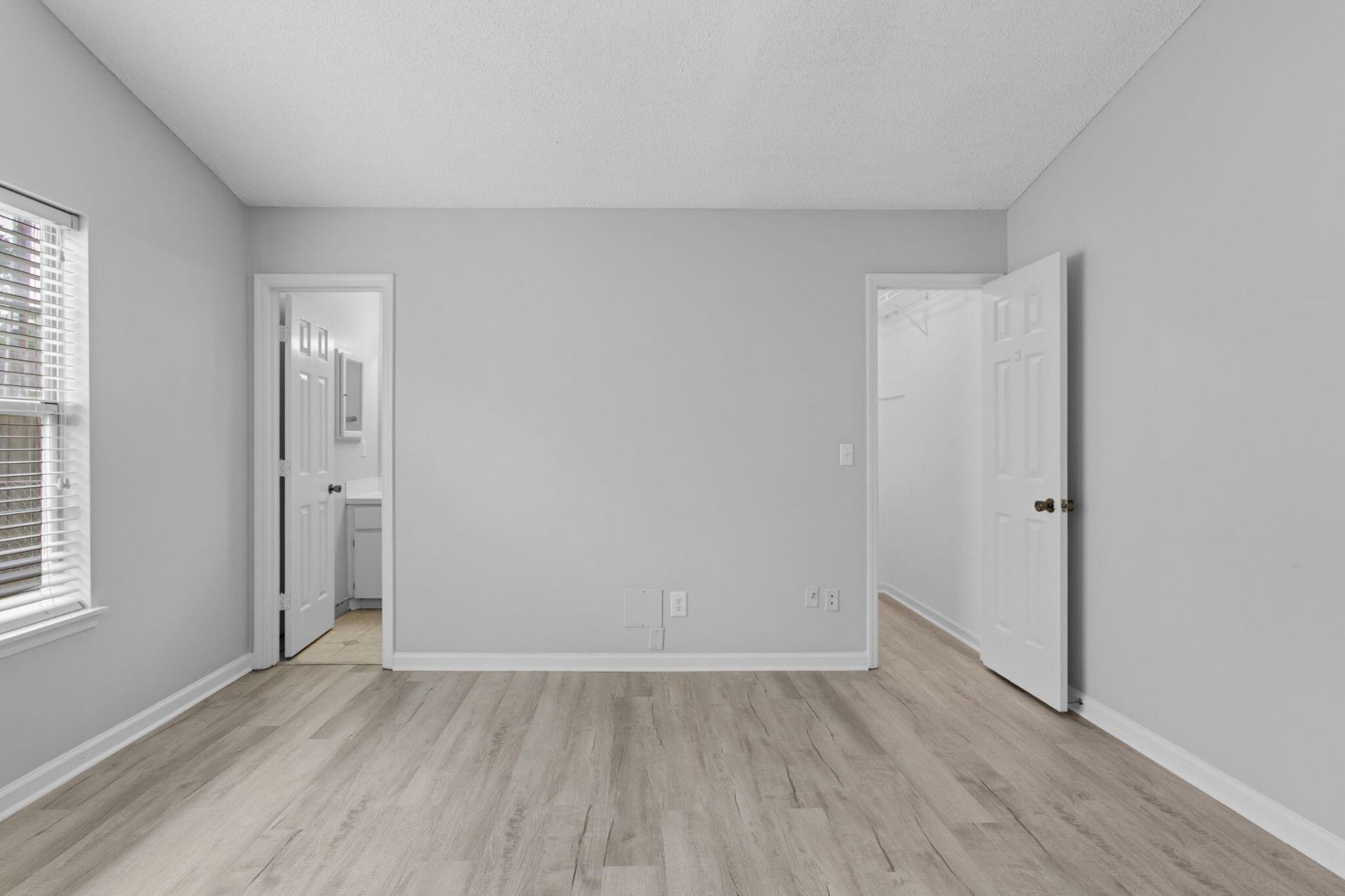 9512 One Notch Road Photo 13