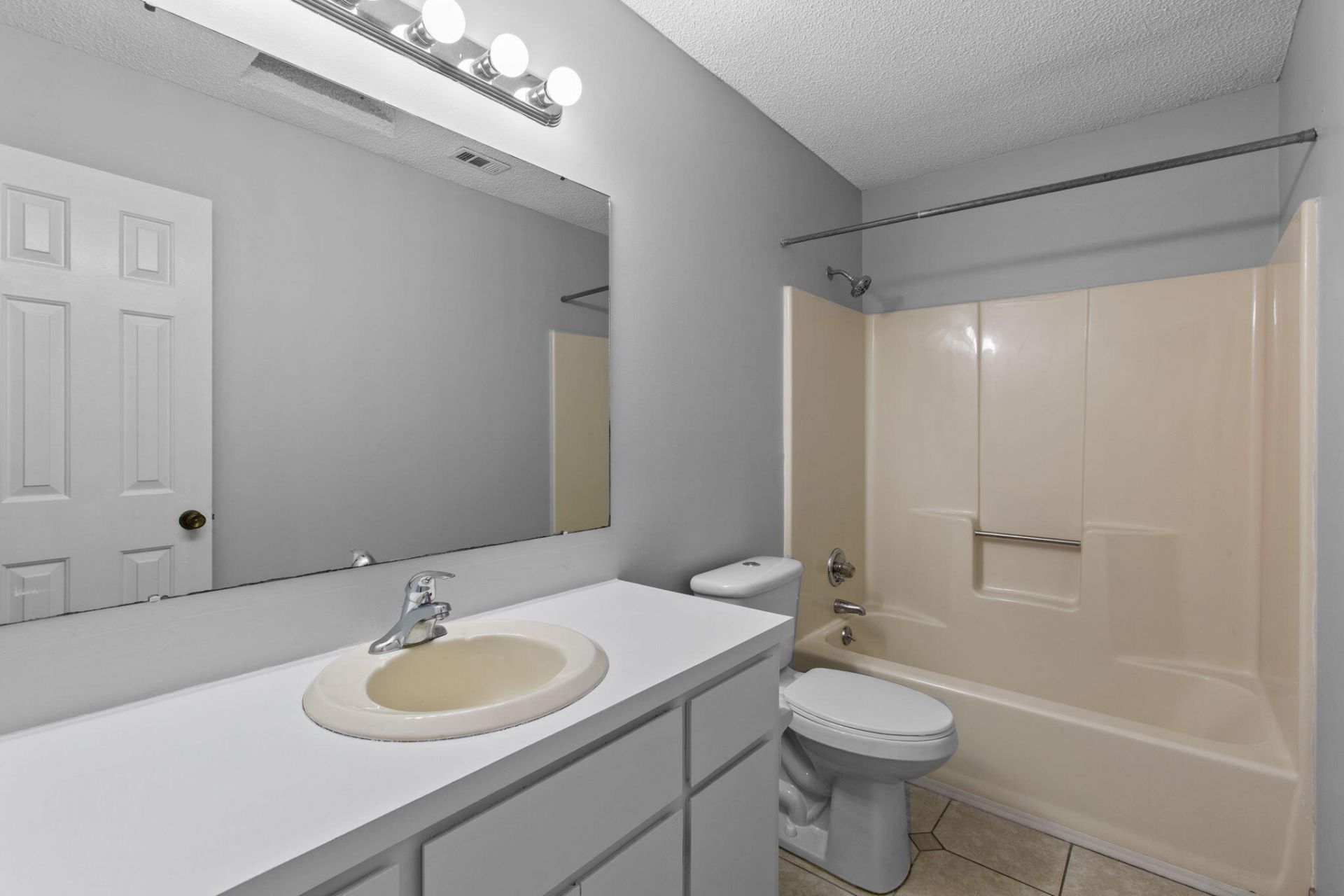 9512 One Notch Road Photo 19