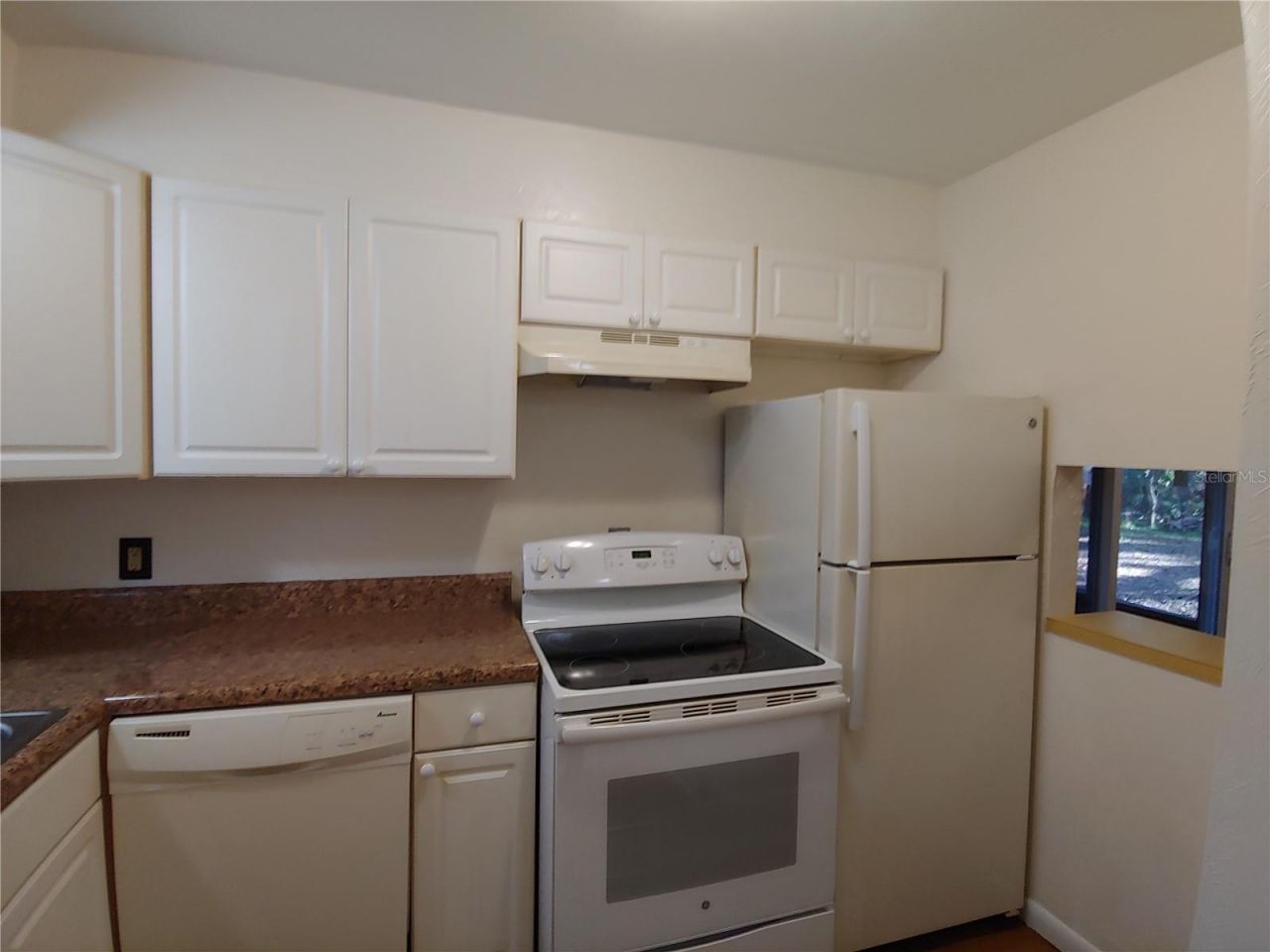 208 NE 7 Place, Unit A, Micanopy, FL 32667 Photo