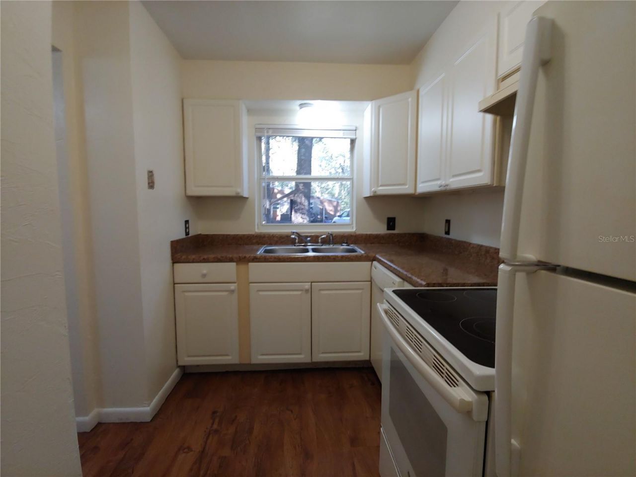 208 NE 7 Place, Unit A, Micanopy, FL 32667 Photo