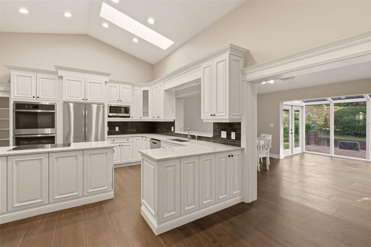 215 Sovereign Court, Altamonte Springs, FL 32701 Photo