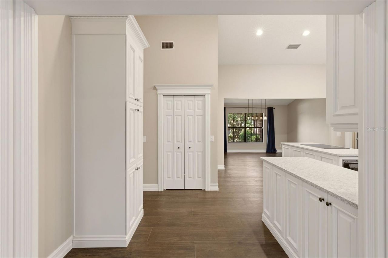 215 Sovereign Court, Altamonte Springs, FL 32701 Photo
