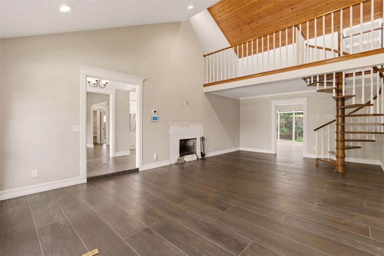 215 Sovereign Court, Altamonte Springs, FL 32701 Photo
