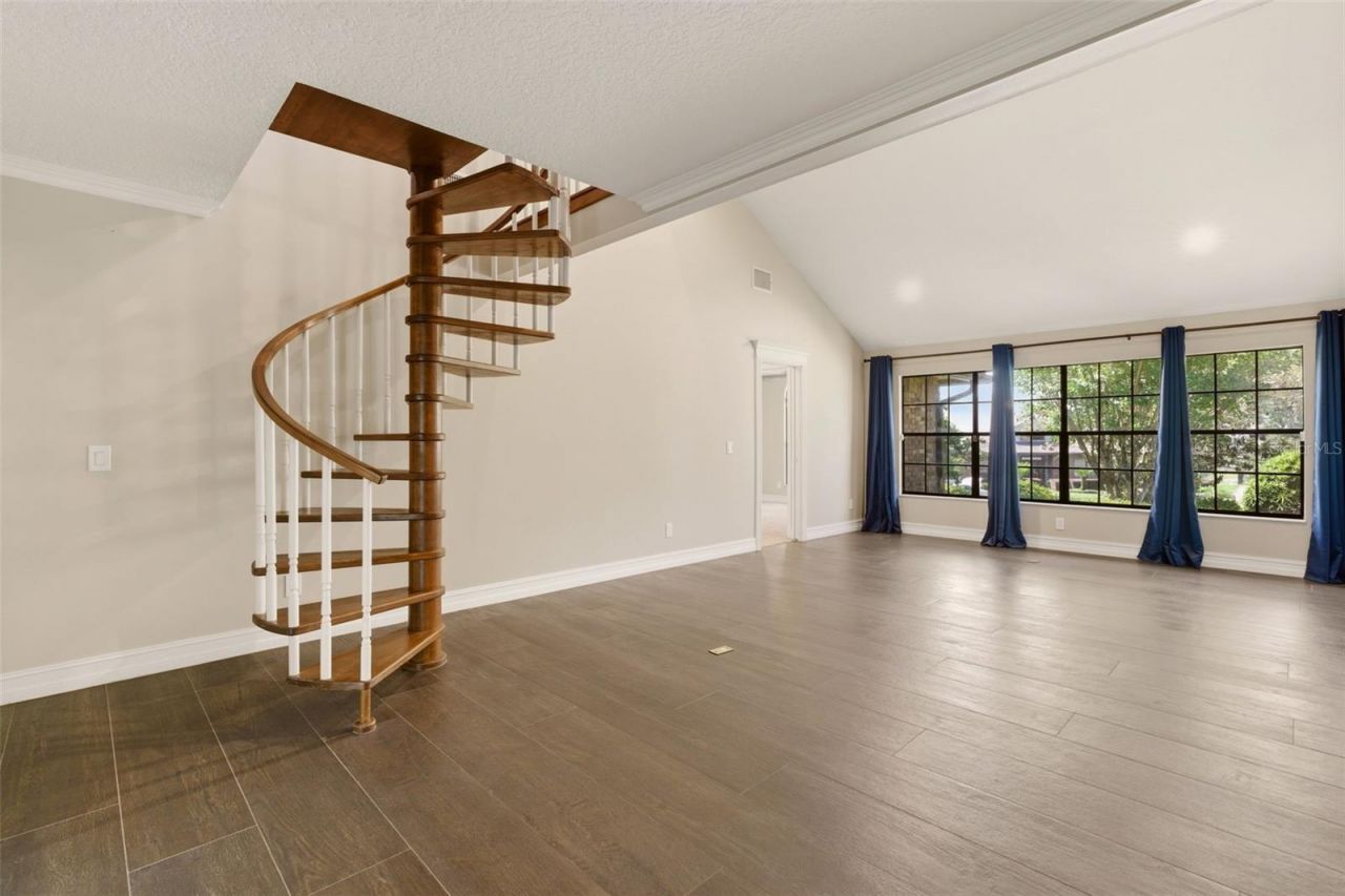 215 Sovereign Court, Altamonte Springs, FL 32701 Photo